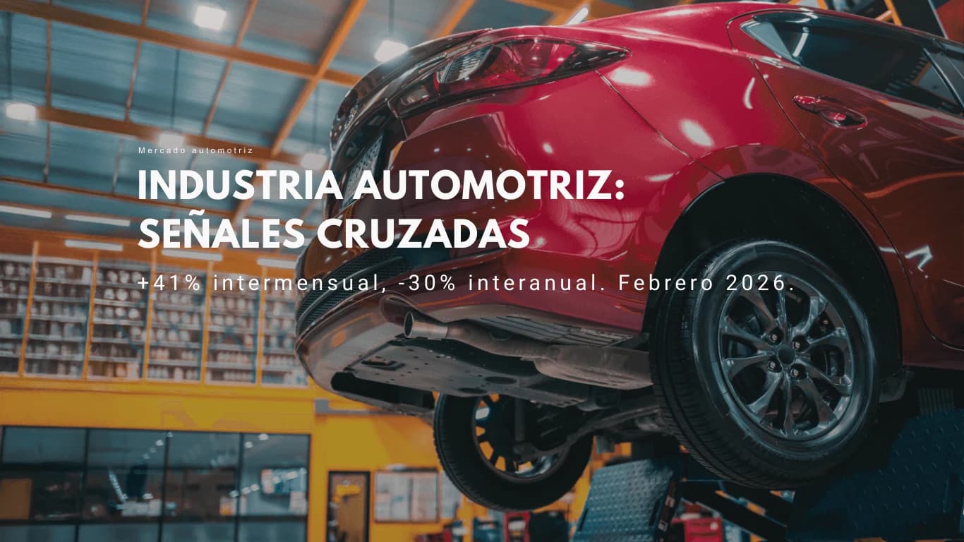 producción automotriz Argentina 2026 — línea de ensamblaje en planta argentina con tablero de control digital